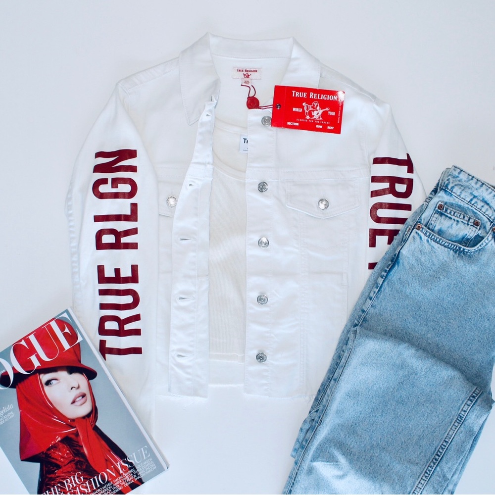 True Religion | White & Red Logo-Sleeve Raw-Edge Crop Denim Jacket